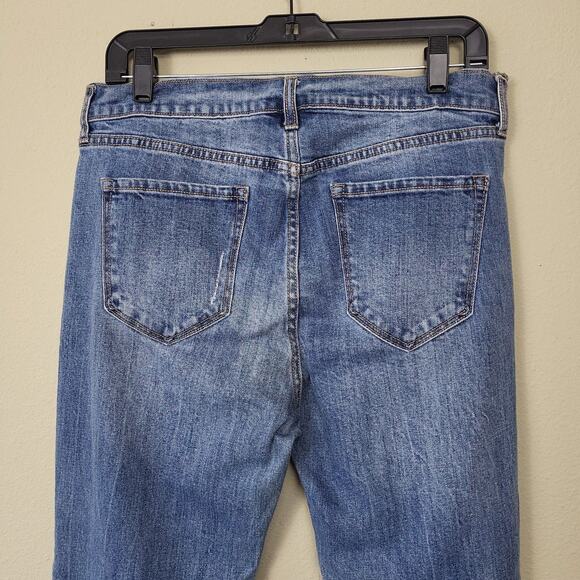 Old Navy Womens Blue High Rise Light Wash‎ Distressed Boyfriend Jeans Size 8 - Picture 6 of 12